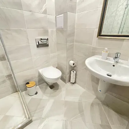 Sea View 2 Free Parking Апартаменти Варна
