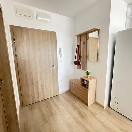 Sea View 2 Free Parking Апартаменти Варна