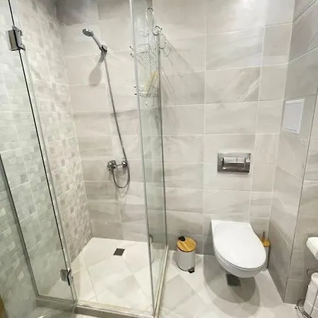 Sea View 2 Free Parking Апартаменти Варна